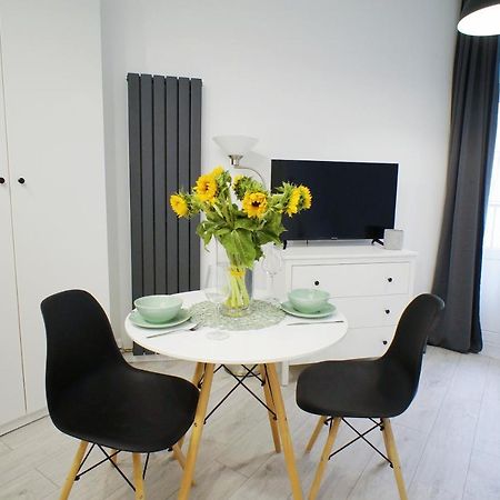Modern Apartment In The City Center Katowice Eksteriør billede